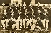 Photo de groupe de l'équipe d'Australie en tournée en Angleterre en 1930.