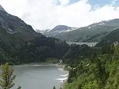 Barrage du Plan d'Amont et lac du Plan d'Aval, sur la commune d'Aussois, en 2008.