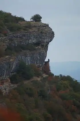 Vue du château des Anglais depuis Siran.
