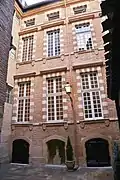 Façade sur cour.