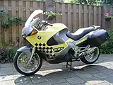 K 1200 RS décoration damiers.