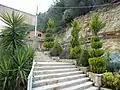 Escalier allant du parking aux maisons indépendante et au restaurant