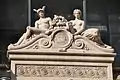 Le Commerce et l’Industrie par V. Castillo,avec la l’inscription « LABOR OMNIA VINCIT », Casa Jorba (Barcelone)
