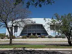 Basilique Notre-Dame médiatrice de toutes les grâces (pt), inaugurée en 1975.