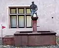 Fontaine en grès et statue de Poséidon dans la cour de la Basler Hof à Fribourg-en-Brisgau&nbsp;(de).
