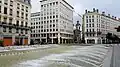 Bâtiment construit en 1959 à l'emplacement de l'ancien passage de l'Hôtel-Dieu