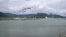 La rivière Nyangchu à Bayi