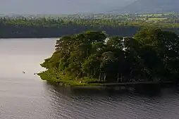 L'île Beezie, Lough Gill.