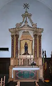 Autel latéral.