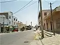 Rue Habib-Bourguiba et le minaret de la mosquée Hassen Ben Jomaa.