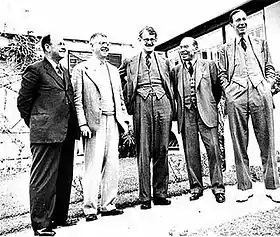 De gauche à droite, George Henry Hall, Harold W. Dodds (en), Richard Law, Sol Bloom (en), Osbert Peake