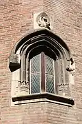 Tour de Bernuy, fenêtre sur angle.