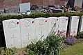 Tombes des 6 soldats canadiens.