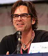 Billy Burke interprète Billy Tyson