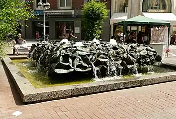 Blätterbrunnen&nbsp;(de) à Hanovre.