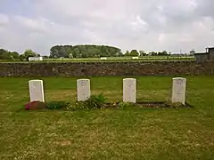 Tombes de la Seconde Guerre mondiale.