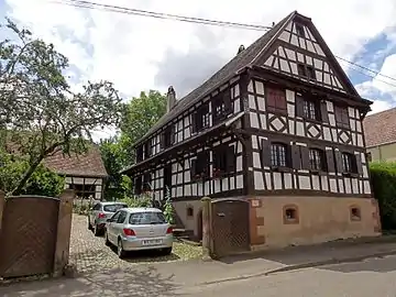 Ancienne ferme (XVIIIe siècle),15 rue Haute.