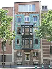 No 51 : façade sur rue (arrière du bâtiment au no 32, rue Eugène-Flachat).