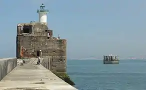 Le phare Carnot.