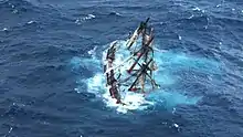 Le Bounty en train de couler