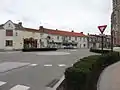 Giratoire devant l'église.