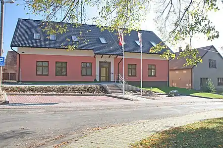 Bousov : la mairie.