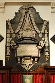 Le mausolée.