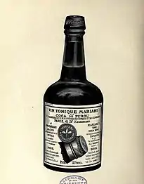 Bouteille de vin tonique Mariani à la coca du Pérou.