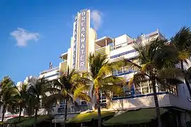 Hotel Breakwater
