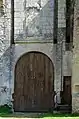 Entrée avec pont-levis (le fossé est comblé)