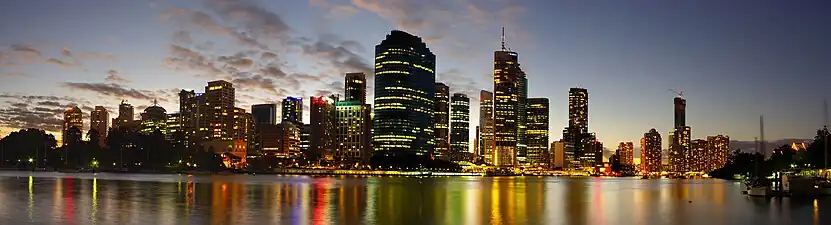 Les gratte ciel de Brisbane, vus de Kangaroo Point&nbsp;(en).