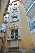 La tour capitulaire de l'hôtel Bruni.