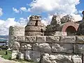 Ruines de la forteresse médiévale.