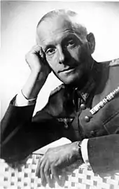 Photographie en noir et blanc de Hans Oster en 1939
