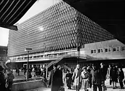 Galeria Kaufhof Berlin-Alexanderplatz (de) à Berlin.
