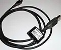 Le câble de connexion USB.