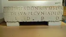 Épitaphe de l'accoucheuse Metilia Donata, CIL XIII, 2019. Musée Lugdunum.