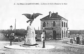 BV de la gare et monument à Santos-Dumont..