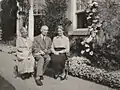 Charles Gwynn, sa sœur Lucy et sa femme Molly, vers 1939