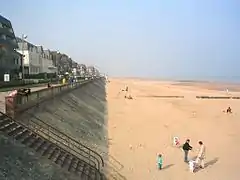 Promenade Marcel Proust et plage de Cabourg, 6e sketch.