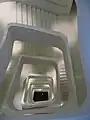 Escalier central.