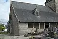 Église de la Trinité : galerie extérieure.