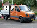 Camion plateau double cabine.