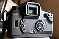 Vue arrière du Canon EOS 30 avec commandes (dos non dateur).