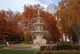 Jardins Carlton en automne.
