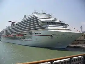 illustration de Carnival Magic