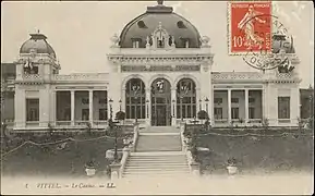 Casino à la fin du xixe siècle, dessiné par Charles Garnier.