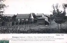 Ancienne carte postale avec une légende indiquant que ce château est un vieux château médiéval du XIIIe siècle