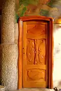 La porte du rez-de-chaussée.