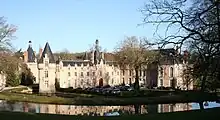Le château d'Esclimont, Eure-et-Loiracheté en 1639.